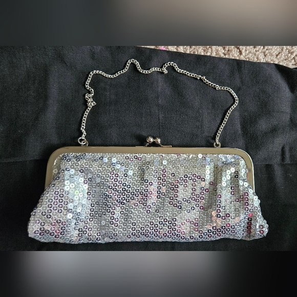 LOFT Silver Sequin Clutch with Chain Strap - Picture 1 of 7